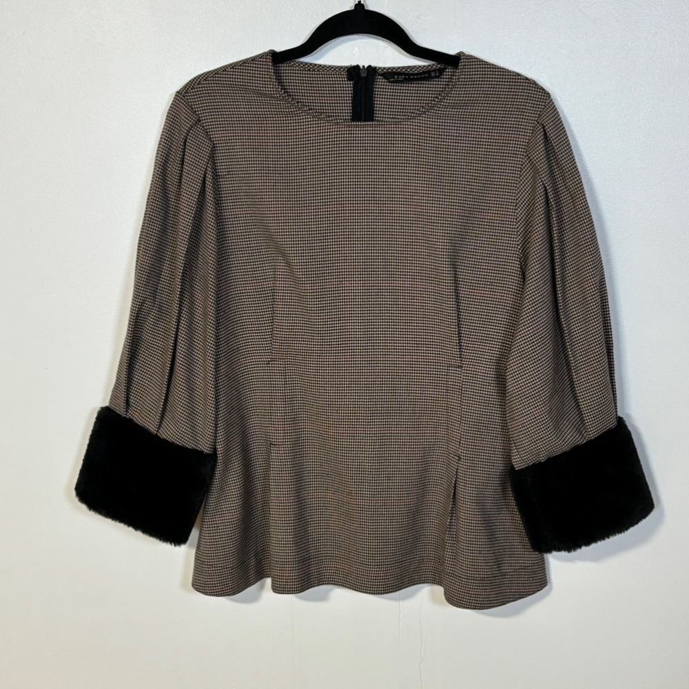 Zara Blouse Brown Black Houndstooth Women’s Small Faux Fur Cuffs Back Zipper